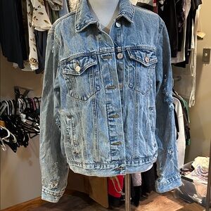 NWT Forever 21 Denim Blue Women's Jacket with distressing